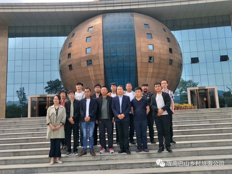 1684152052393506.jpg 1683531253651770.jpg